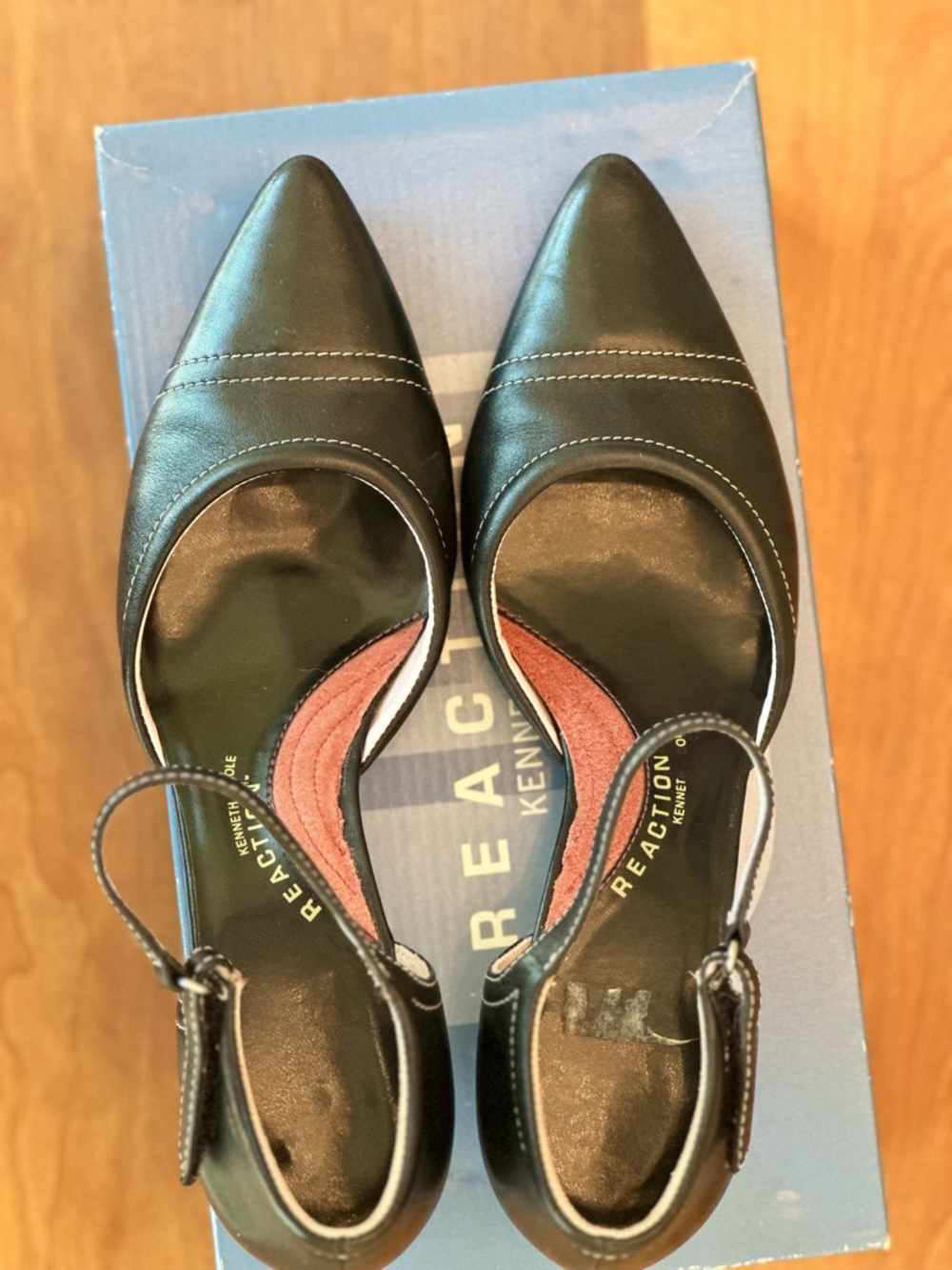 Kenneth Cole Reaction Black Pointed Toe Ankle-Strap Pumps